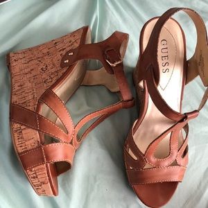 Guess wedges in brown